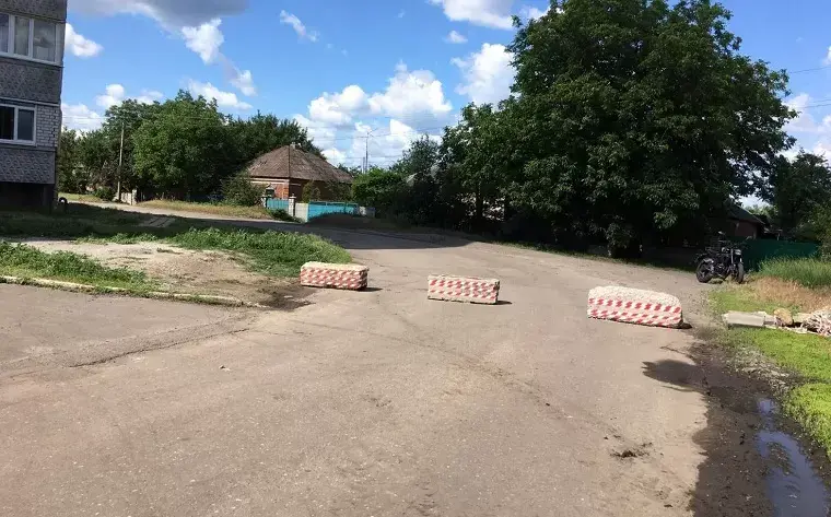Одна из улиц Чугуева перекрыта в связи с обвалом канализационного коллектора