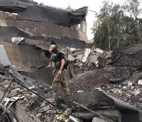 Ракетний удар по Малинівці та Чугуєву: пошкоджені приватні будинки та навчальний заклад