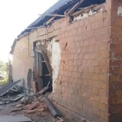 Росія тричі обстріляла Чугуївщину: є жертви і руйнування