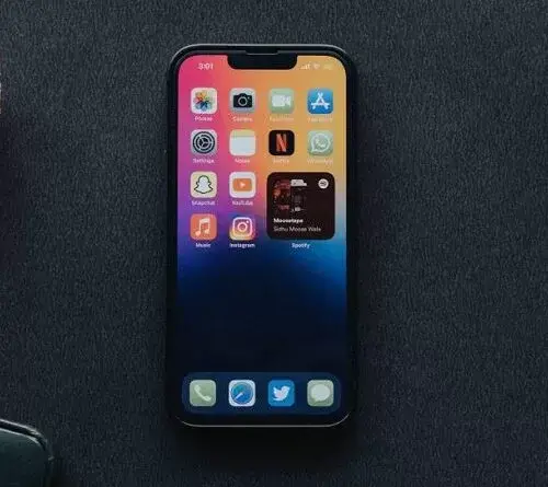 Коротенький огляд iPhone 14 pro на 256 Гб для поціновувачів «яблука»