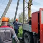 На Чугуївщині енергетики повернули світло в селі Гракове