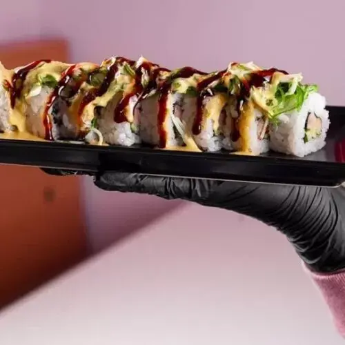 Доставка свежих и вкусных суши в Харькове
