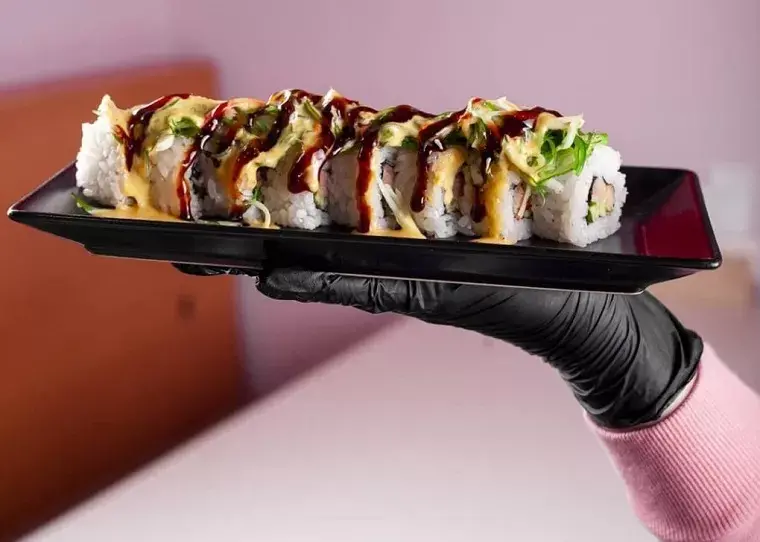 Доставка свежих и вкусных суши в Харькове