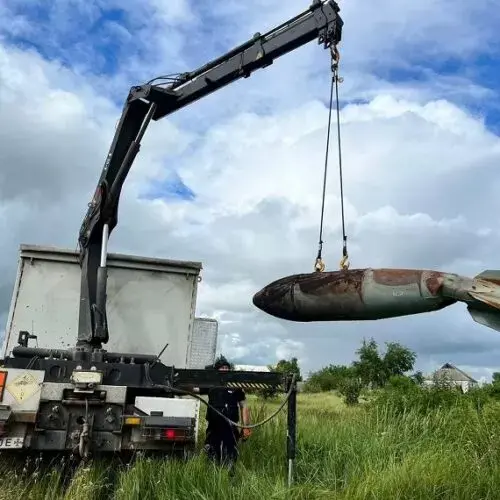 На Чугуївщині сапери знайшли авіабомбу і ворожі снаряди