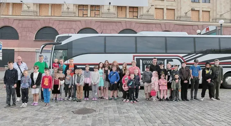 Дітей з Харківщини відправили на відпочинок в Болгарію