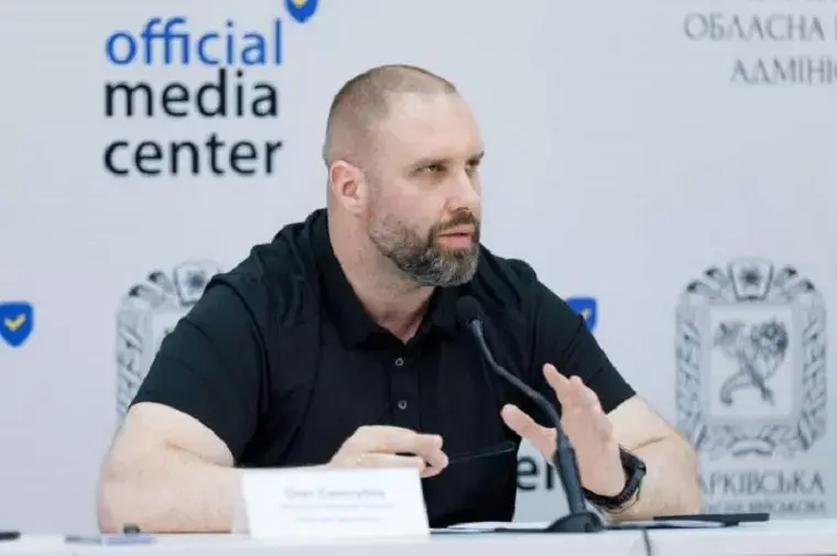 В Старому Салтові відновлюють два багатоквартирних будинки
