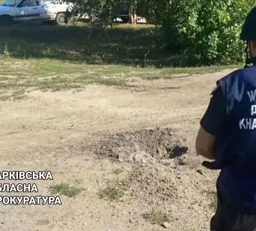 Ворог обстріляв Чугуївщину: поранення отримали жінка і дитина