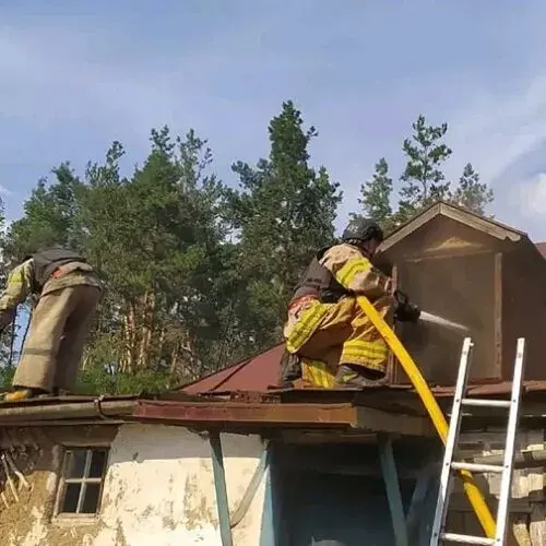 В Чугуївському районі загасили дві пожежі: всі через обстріли