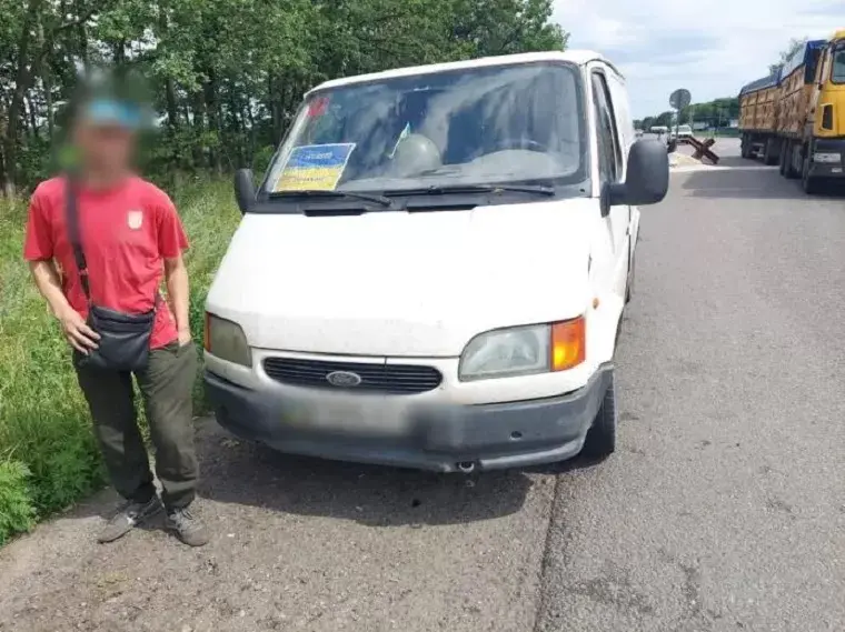 В Чугуєві на блокпосту виявили машину з протитанковими снарядами