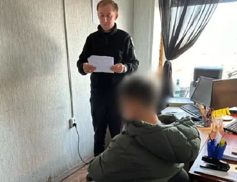 Чугуївські поліцейські оголосили про підозру молодику, який побив лікаря швидкої