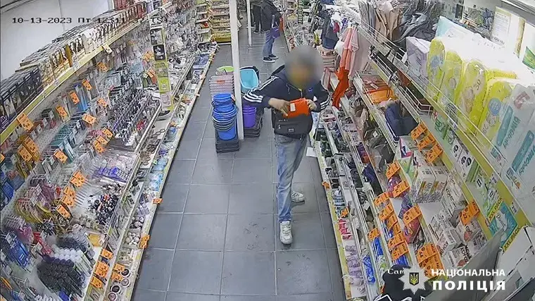 На Чугуевщине задержали мужчину, который обворовывал магазины