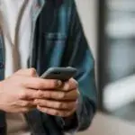 Заблокировать человека в Telegram. Иллюстрация freepik.com