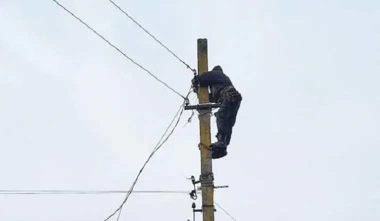 В Чкаловской громаде восстанавливают освещение улиц