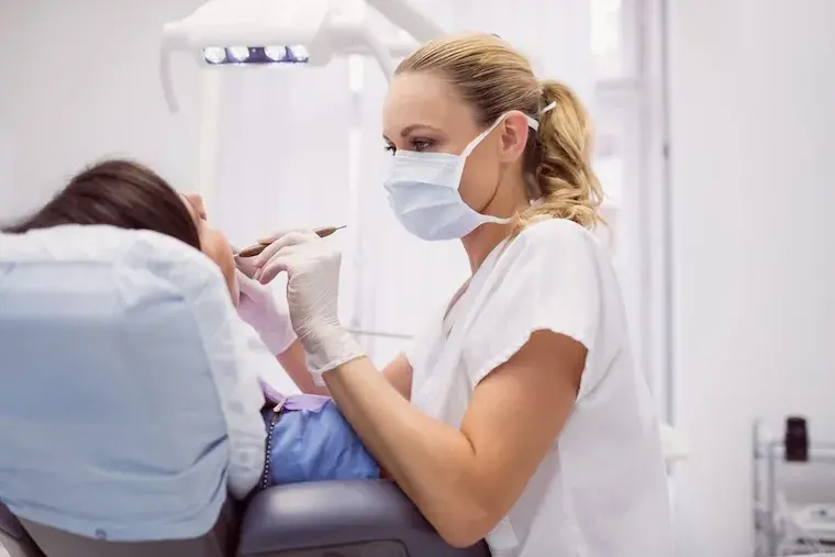 Стоматология Hellas Dental – ваш мастер идеальной улыбки в городе Одесса