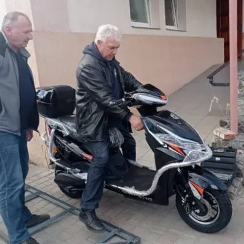 На Чугуївщині соцпрацівники отримали електротранспорт