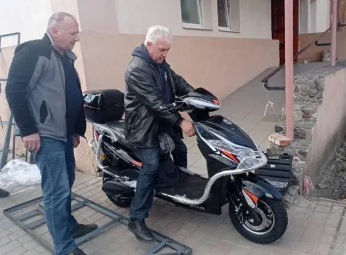 На Чугуївщині соцпрацівники отримали електротранспорт