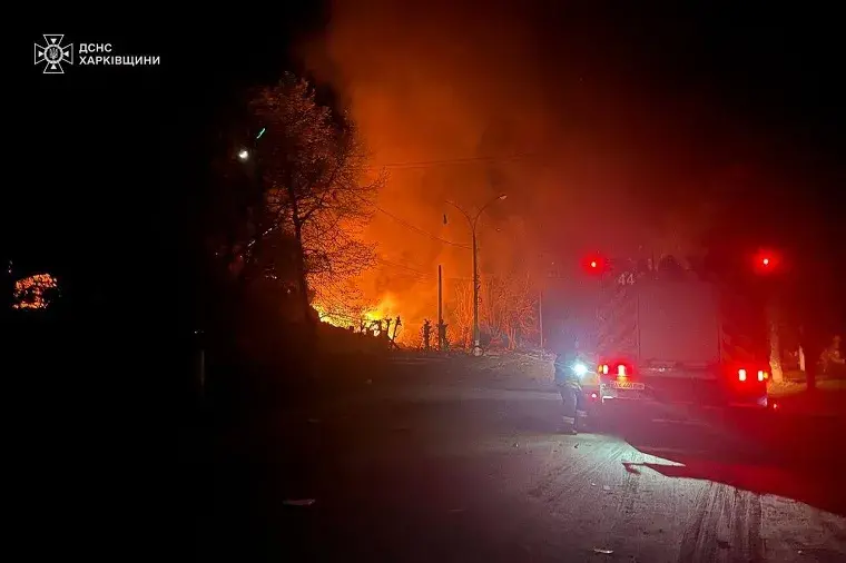 На Харківщині спалахнули 12 пожеж через ворожі обстріли