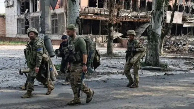 Ворог стирає з обличчя землі Вовчанськ: Гамбарашвілі розповів про ситуацію в місті