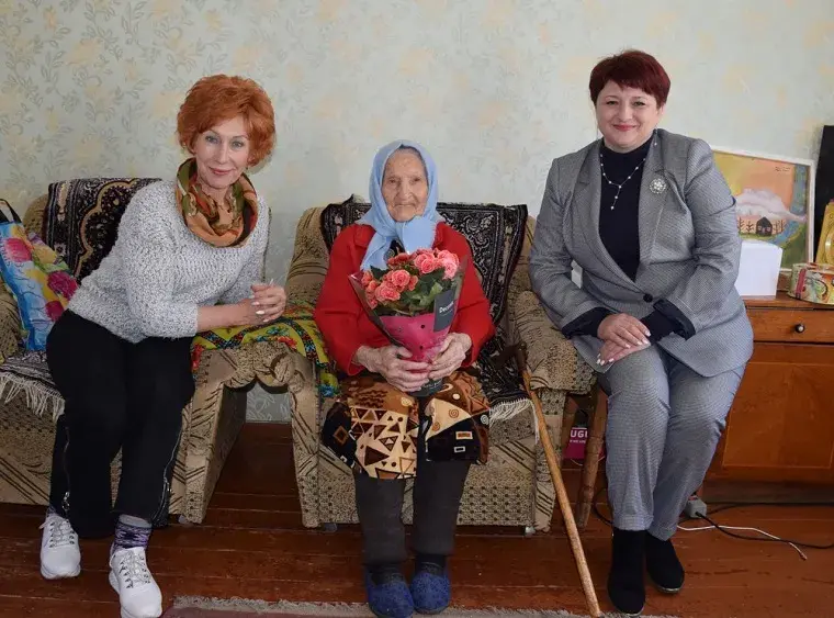 На Чугуївщині привітали довгожительку зі 103-м днем народження