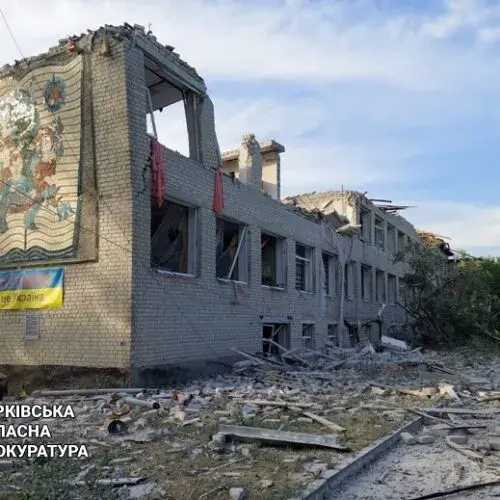 Харківська облпрокуратура показала наслідки удару по Хотімлі