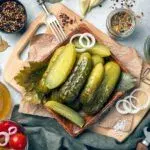 Швидко і просто: 6 цікавих рецептів малосольних огірків