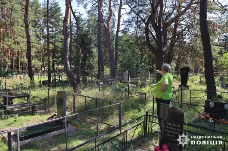 На Чугуївщині затримали грабіжника, який з ножем нападав на літніх жінок