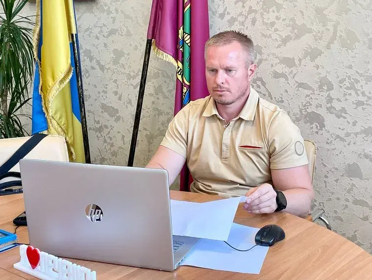 В печенізькій лікарні відремонтують опалення та замінять дах