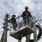 Енергетики відновили електропостачання в Чугуївському районі після обстрілу