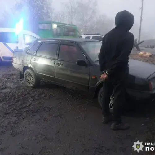 В Чугуєві затримали чоловіка, який зберігав та перевозив наркотичні речовини