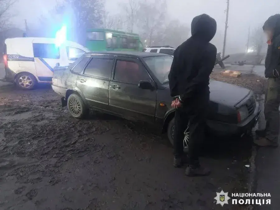 В Чугуеве задержали мужчину, который хранил и перевозил наркотические вещества