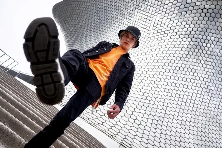 Як безпомилково вибрати оригінальні Asics
