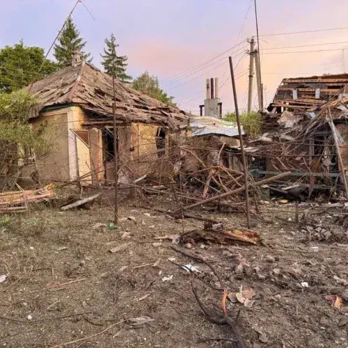 Чугуївщина під обстрілом: пошкоджені багатоповерхові та приватні будинки
