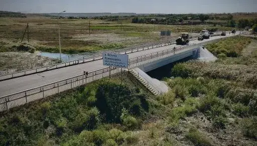 В Харьковской области открыли новый мост на трассе Р-79 после разрушений войны