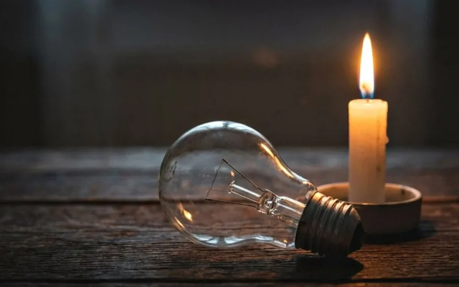 Графік відключення світла у Чугуєві та громаді сьогодні, 12 лютого