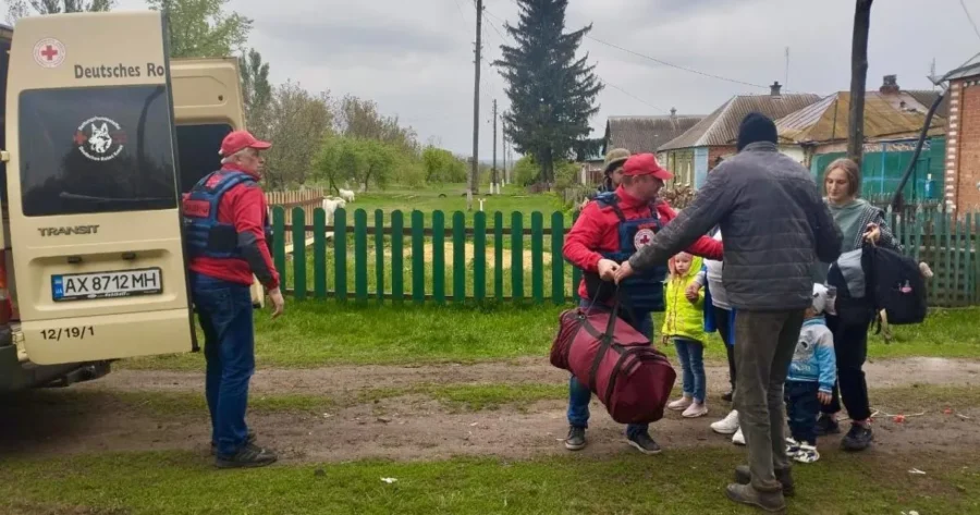 Жителі Чугуївського, Ізюмського та Куп’янського районів покидають домівки через загрозу