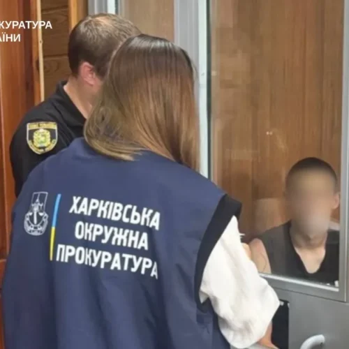 Жорстокий напад заради iPhone: на Харківщині юнак ледь не вбив 14-річну дівчинку