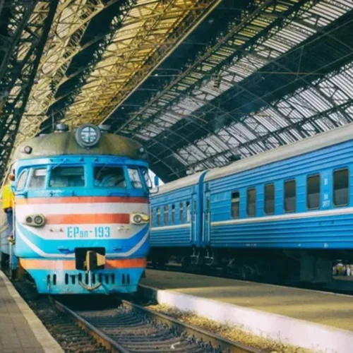 Які електрички та потяги курсують через Чугуїв: актуальний розклад на 2026 рік