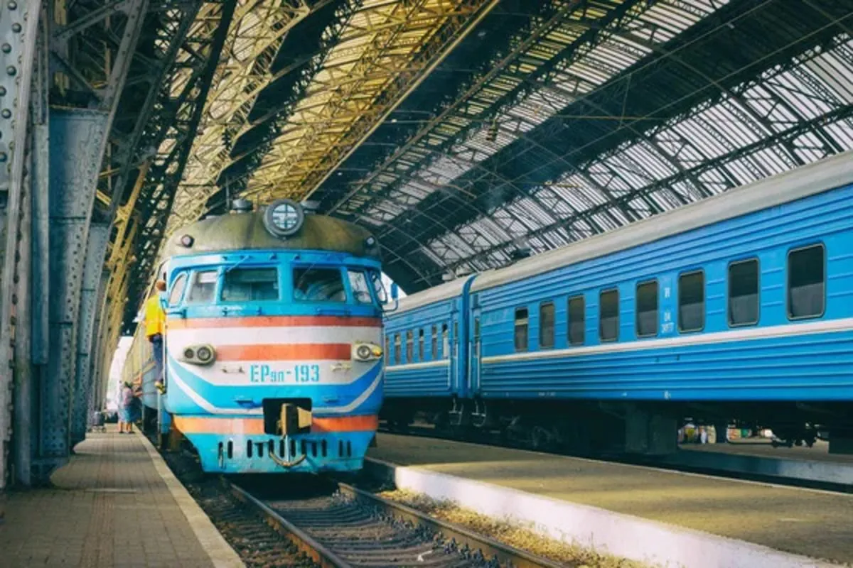 Розклад потягів Чугуїв
