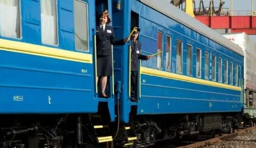 В Харкові понад 10 потягів затримуються майже на 4 години