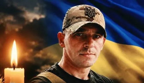 На Хмельниччині попрощаються зі стрільцем, який загинув на Харківщині