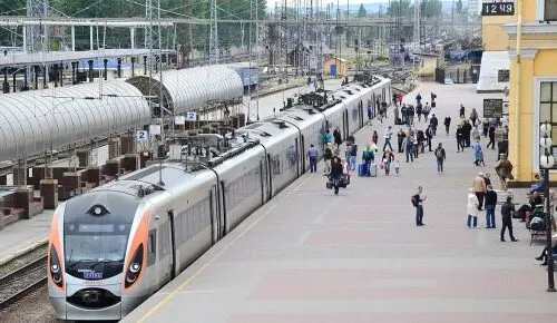 6 жовтня на Харківщині затримуються потяги до Харкова та Берестина