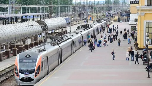 6 жовтня на Харківщині затримуються потяги до Харкова та Берестина